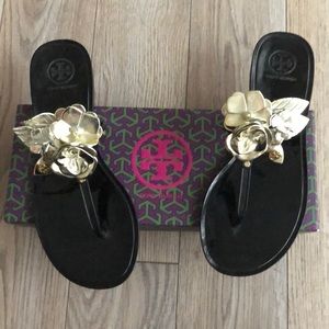 Perfect Tory Burch sandal